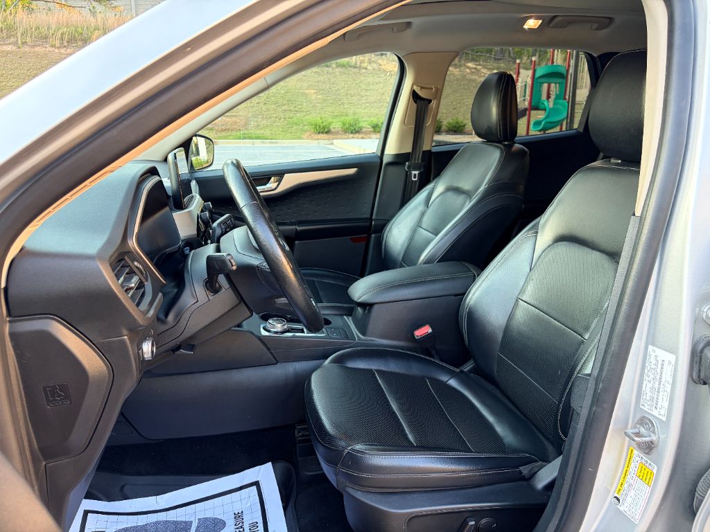 2022 Ford Escape SEL - Photo 9
