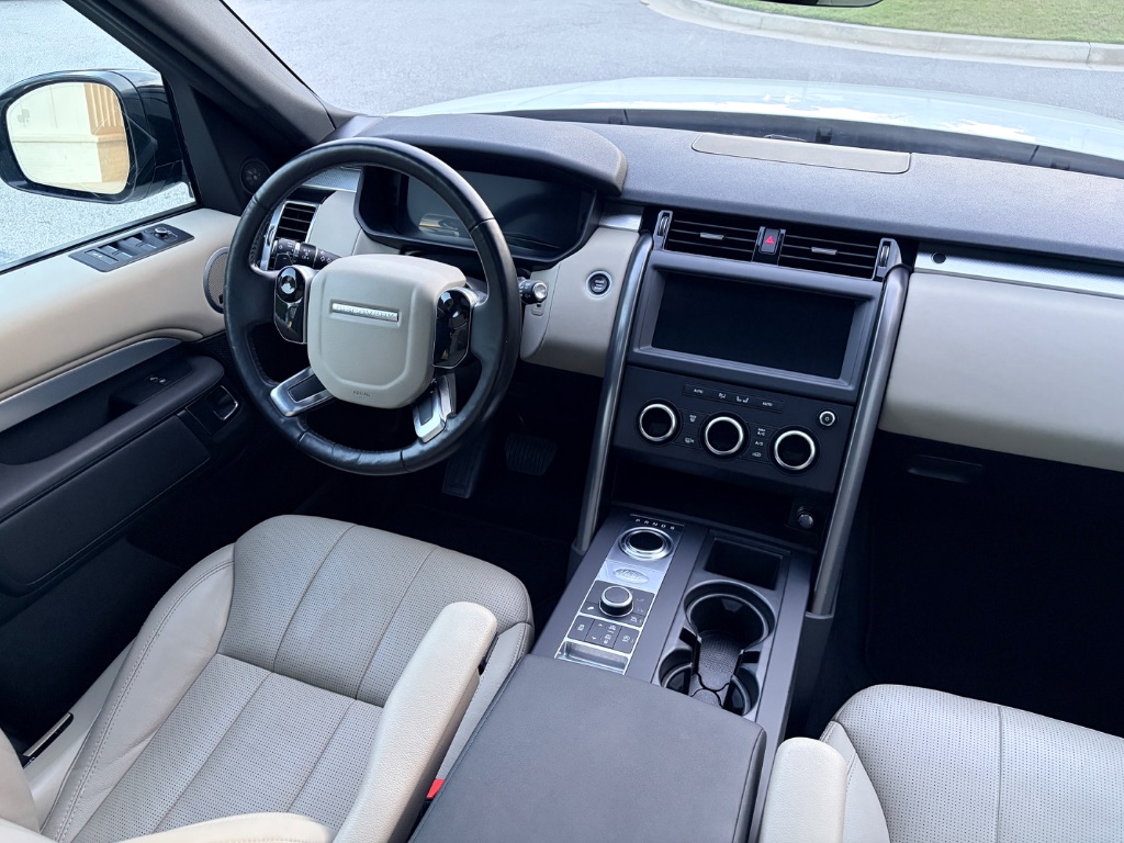 2020 Land Rover Discovery Landmark Edition - Photo 14