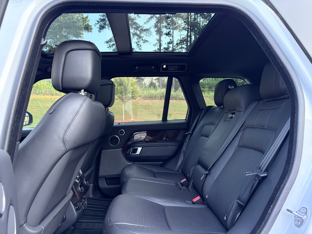 2019 Land Rover Range Rover Supercharged - Photo 11