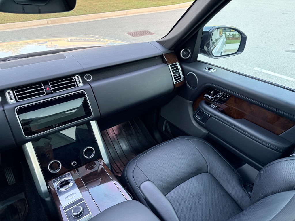 2019 Land Rover Range Rover Supercharged - Photo 22