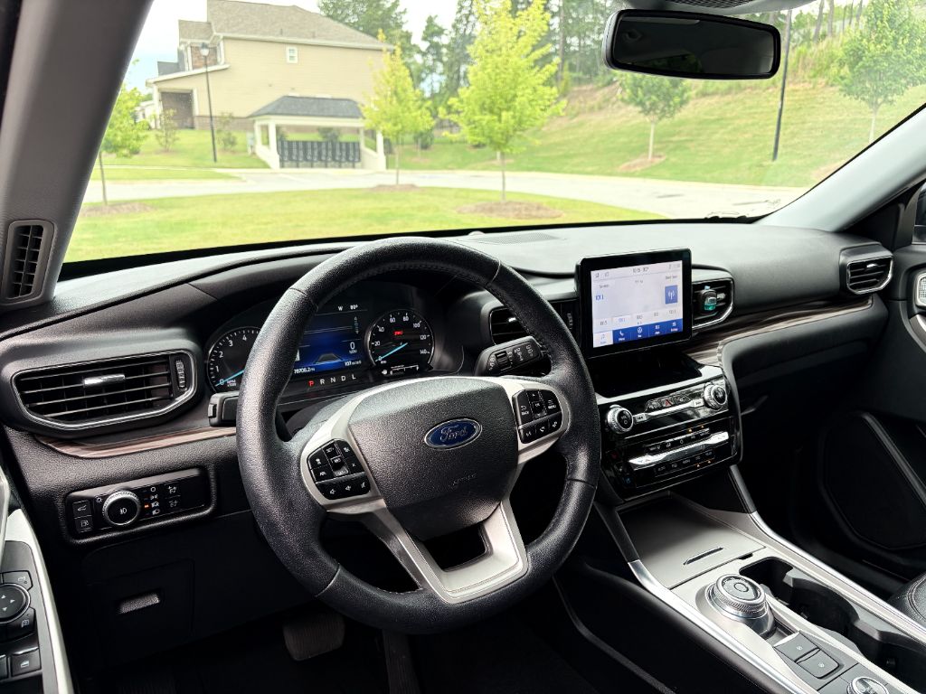 2023 Ford Explorer Limited - Photo 9