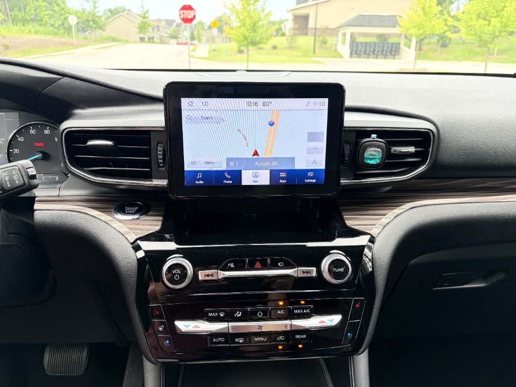 2023 Ford Explorer Limited - Photo 10